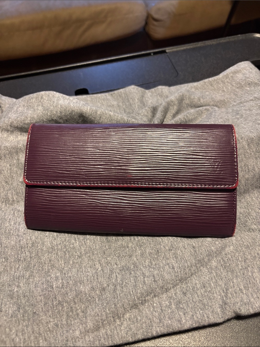 Louis Vuitton Epi Plum Textured Leather Wallet - Picture 1 of 12